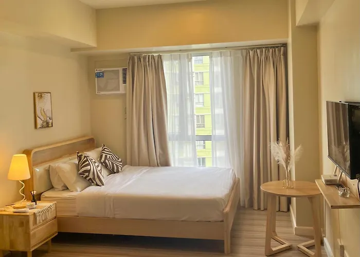 Hotel Serene Minimalist In It Park Cebu